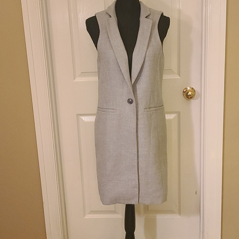WHBM Gray Sleeveless Coat